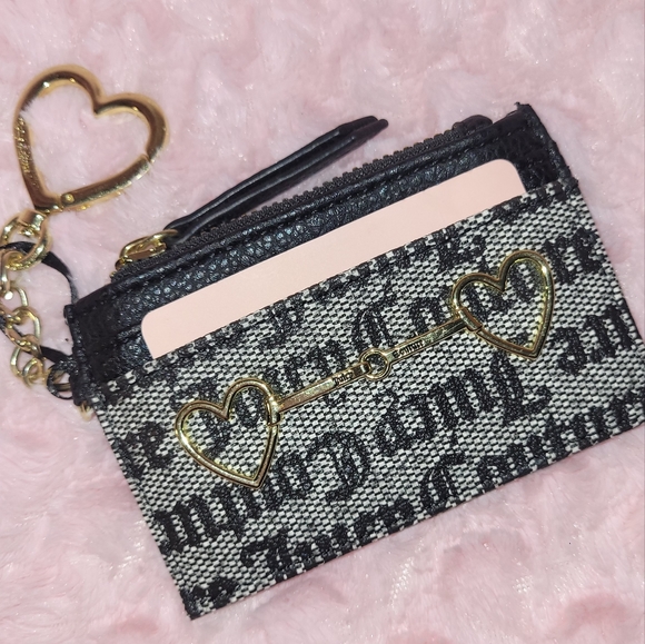 Juicy Couture Handbags - ✨️SALE Juicy Couture card wallet with heart keychain.